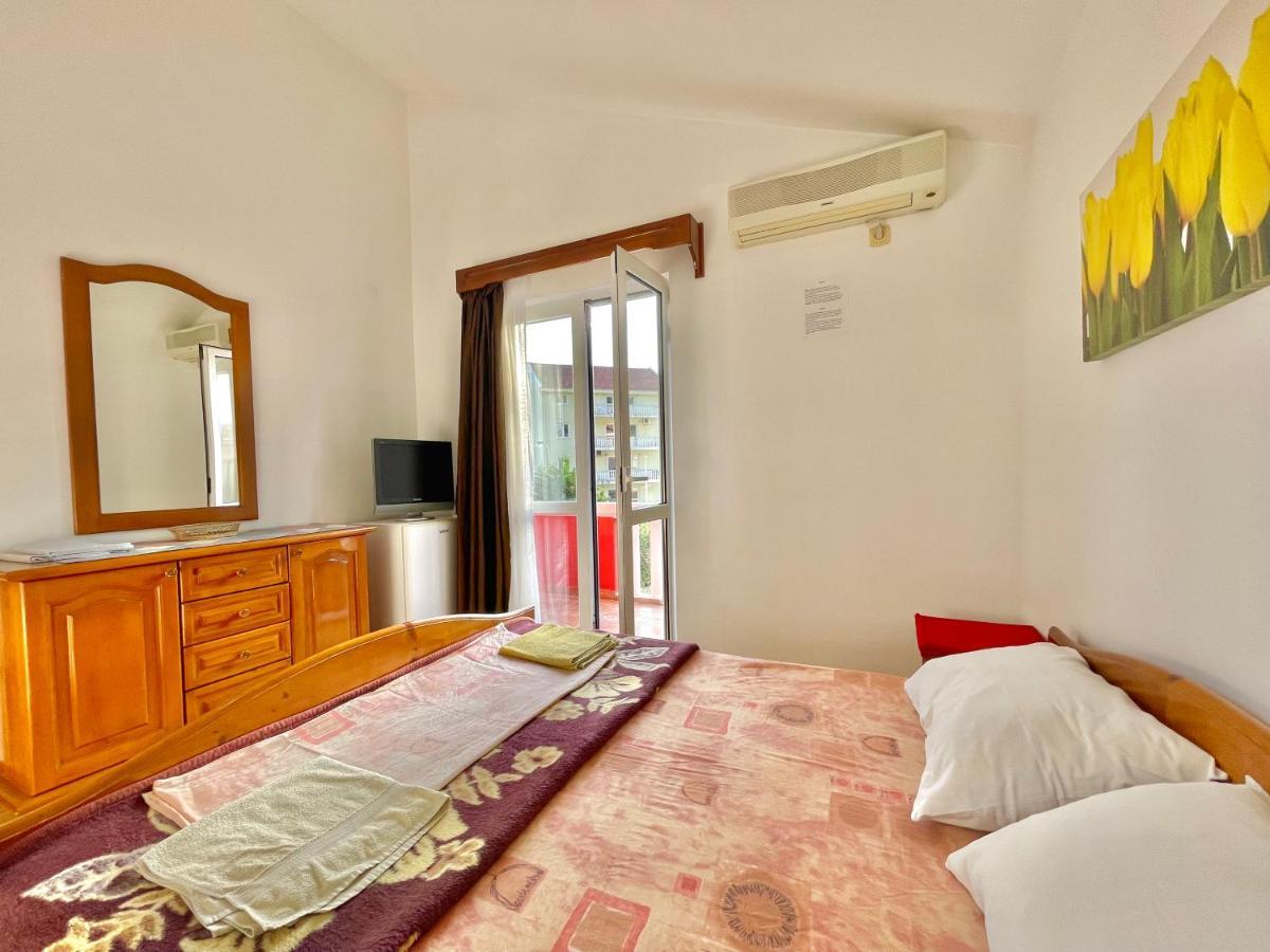 Vila L Budva Hotel Kültér fotó