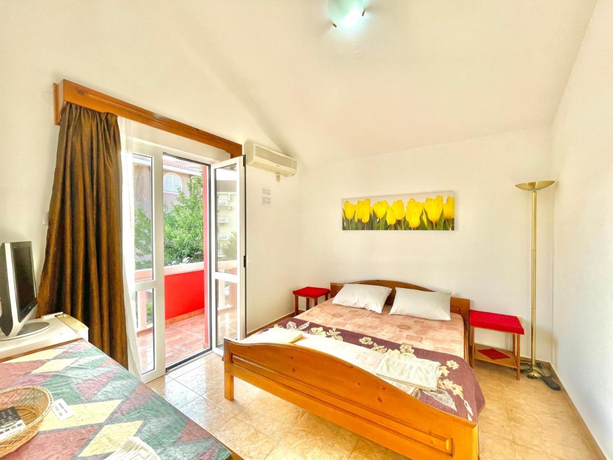 Vila L Budva Hotel Kültér fotó
