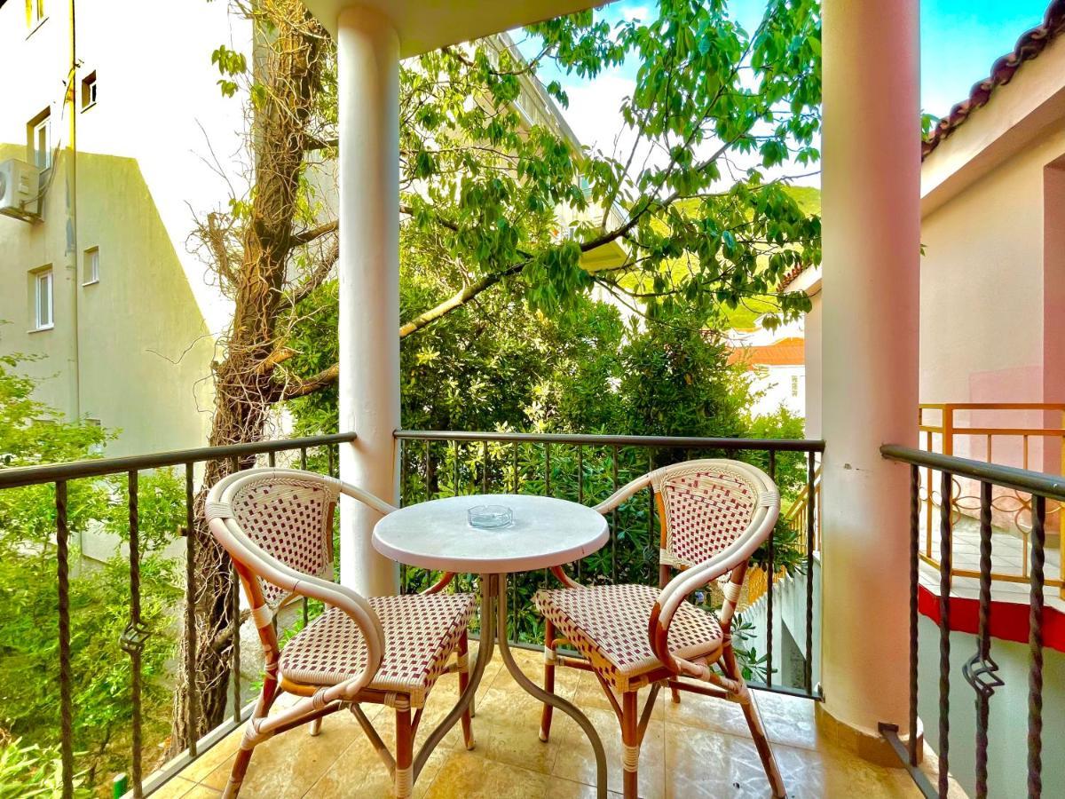 Vila L Budva Hotel Kültér fotó