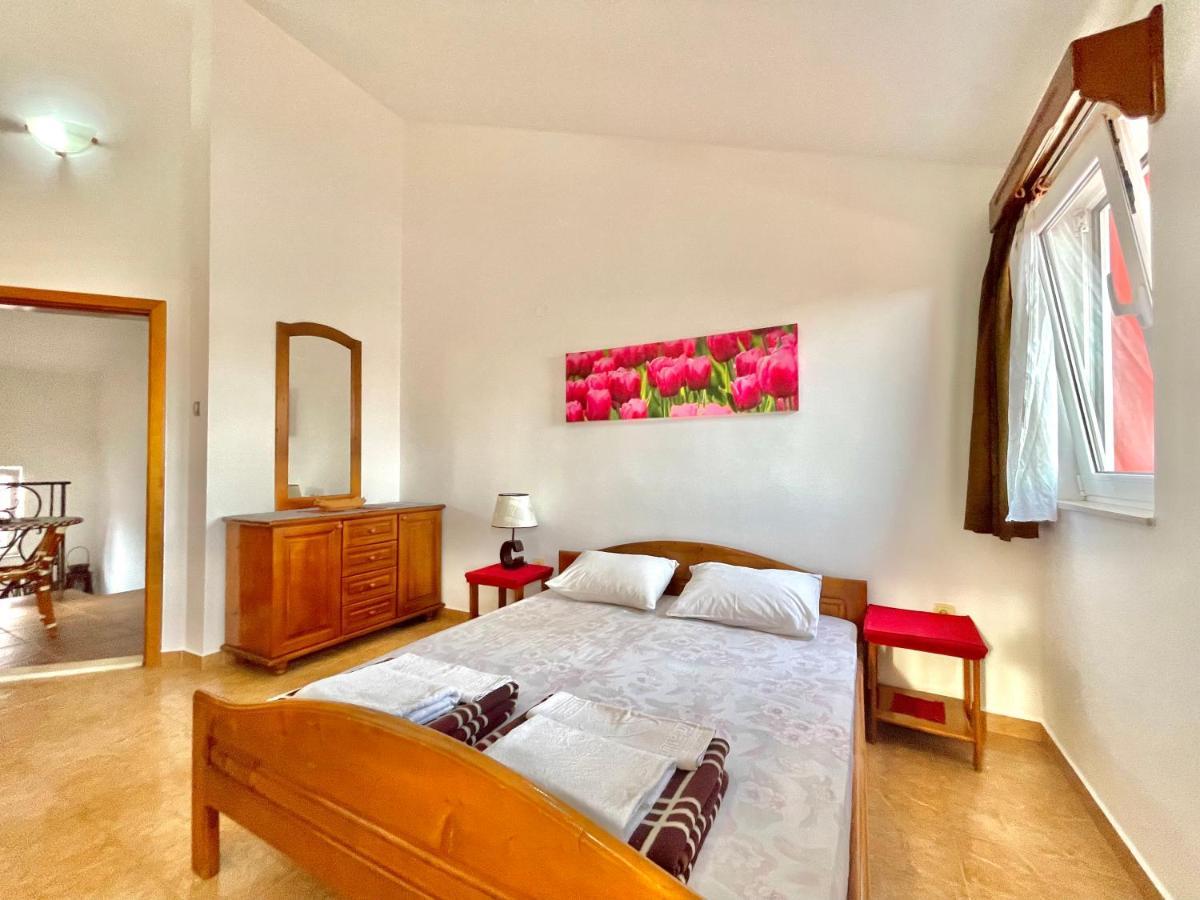 Vila L Budva Hotel Kültér fotó