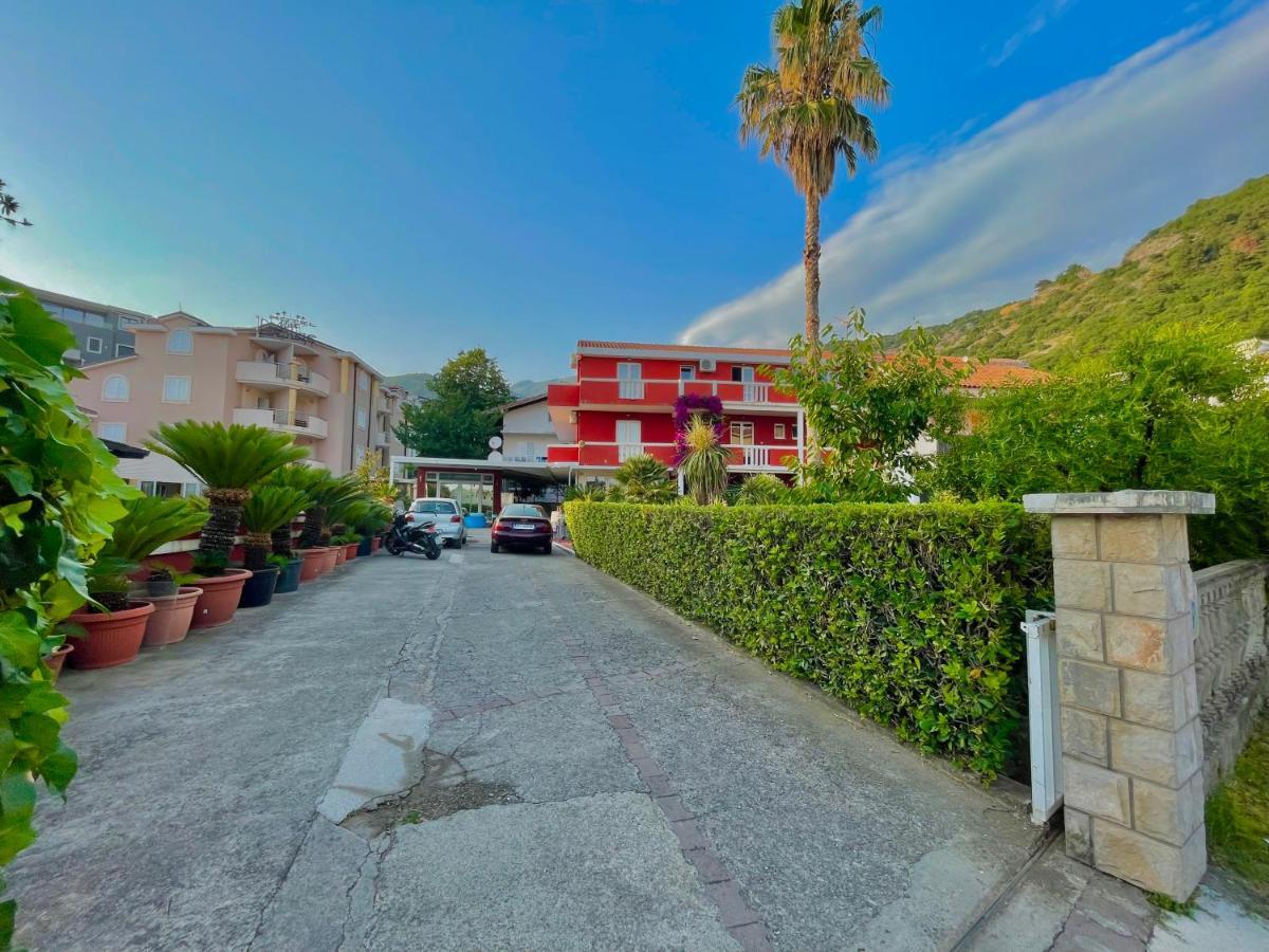 Vila L Budva Hotel Kültér fotó