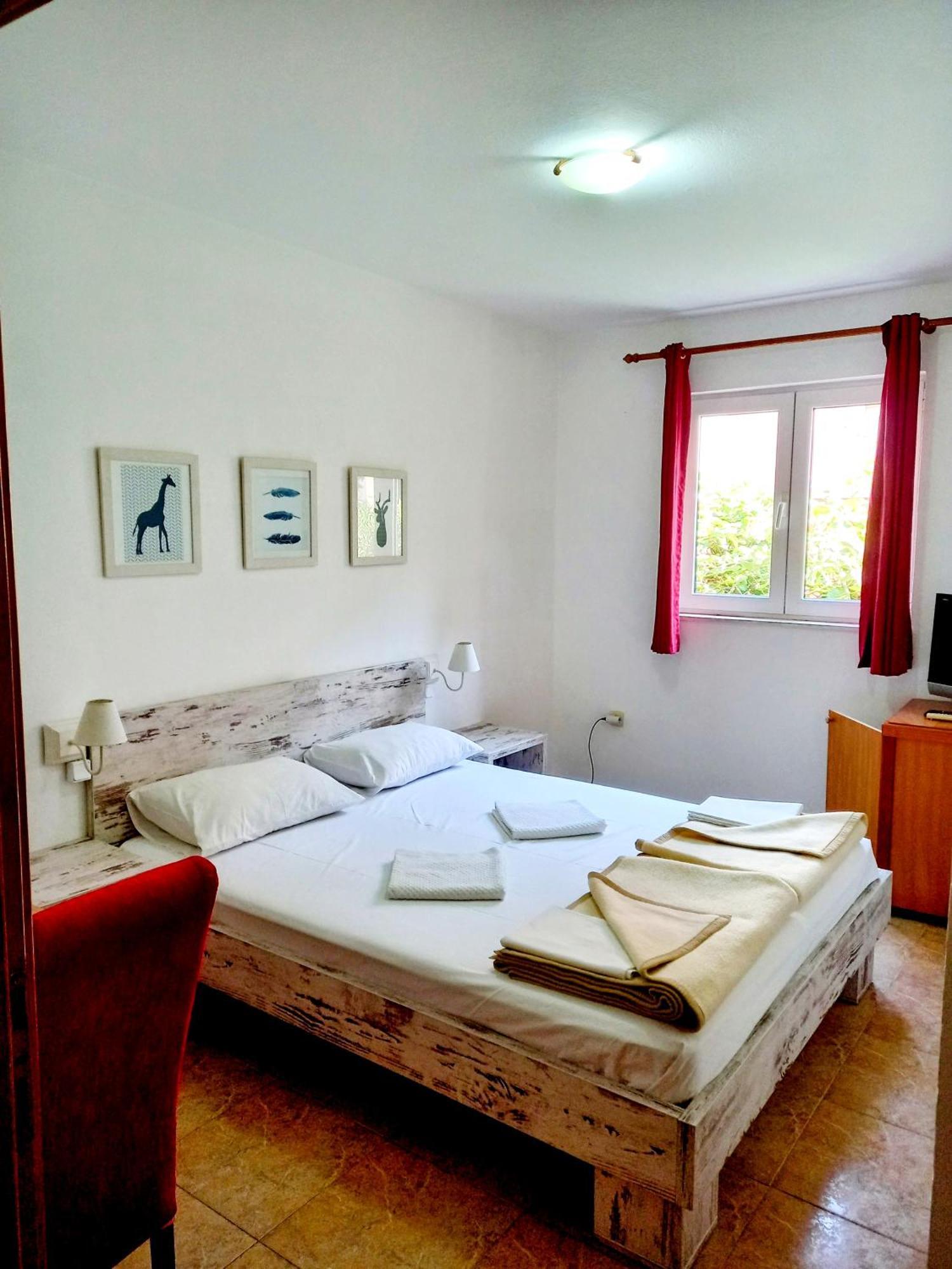 Vila L Budva Hotel Kültér fotó